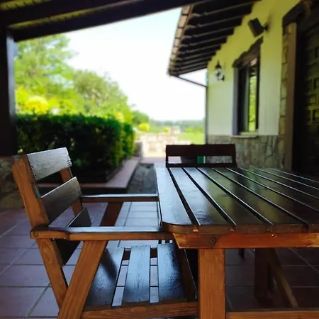 Basoeta Nyaraló Baserri-Santa Ana